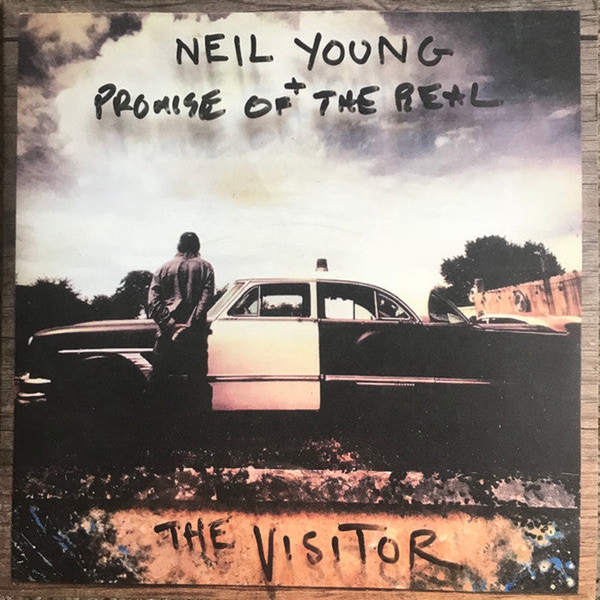 Young, Neil + Promise Of The Real - Visitor [Vinyl] [Second Hand]